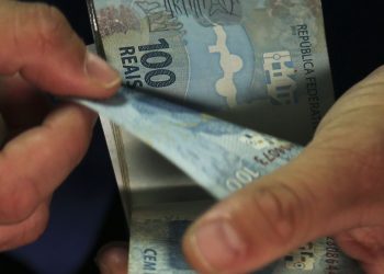 Crédito bancário deve crescer 10,6% neste ano e 9,6% em 2025, prevê BC