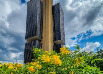 Sindicatos de trabalhadores criticam nova alta dos juros