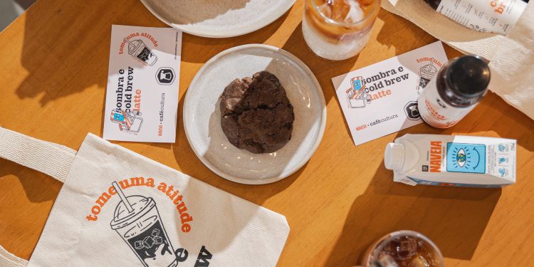Café Cultura lança produtos em collab com Naveia para o Verão