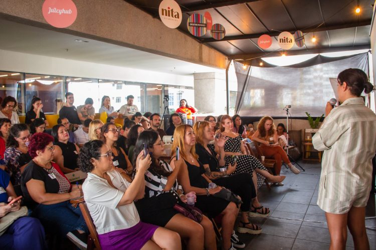 Adobe apoia o CreativeMornings em Santos e São Paulo