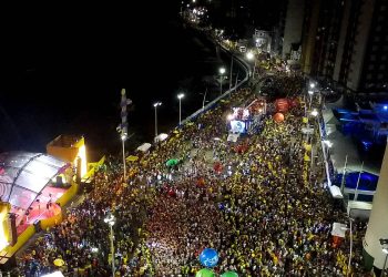 Turistas passam a prolongar estadia na Bahia após carnaval