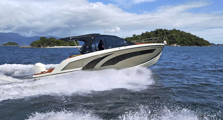 Lancha 'conversível' faz estreia nacional em um dos maiores eventos náuticos da América Latina em abril