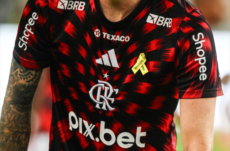 Flamengo e inDrive se unem em apoio ao Maio Amarelo durante clássico nacional no Maracanã