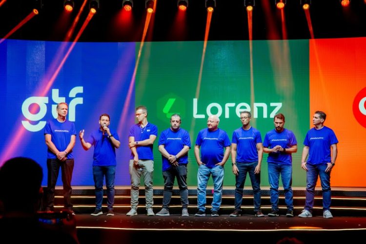 Corpo diretivo da GTF, antiga GTFoods, durante evento de lançamento do rebrading