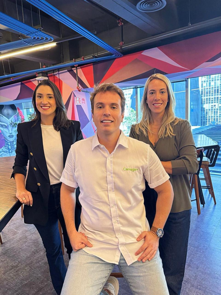 Carlo Paschoal Cazorla Franjolli, Paula Cazorla Franjolli,sócios da Carrega +, e Alessandra Scivoletto,