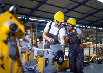 Normas técnicas na produção industrial são responsáveis por garantir segurança e qualidade à toda cadeia