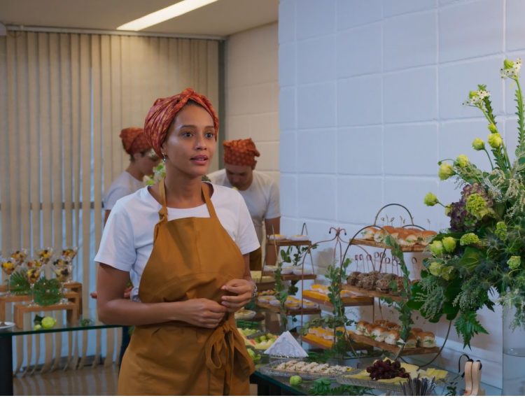 Catering: Avaliado em US$ 264 bilhões, serviço mudará a vida de Raquel em Vale Tudo