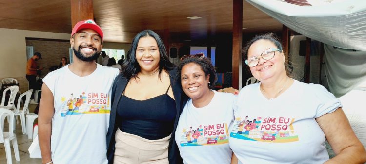Camila Venâncio e equipe Sim EU Posso