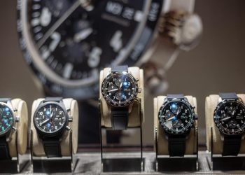 IWC e Sara Joias celebram a estreia de F1 com elegância no Shopping Leblon