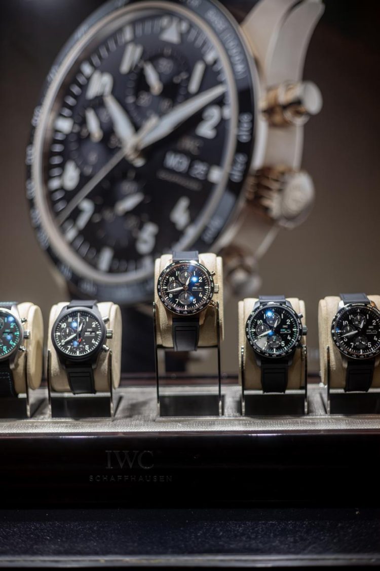 IWC e Sara Joias celebram a estreia de F1 com elegância no Shopping Leblon