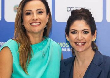 A empresária Carol Paiffer, fundadora da Dinastia Aceleradora, recebeu na última semana convidados especiais para um almoço exclusivo na sede da empresa onde reuniu CMOs (Diretores de Marketing), líderes do mercado empresarial e parceiros estratégicos. Com o tema "Como transformar impostos em oportunidades reais para sua marca e para a sociedade?", o encontro idealizado por Carol e realizado pela Dinastia contou com a parceria da Brada, empresa especializada em leis de incentivo fiscal, liderada por Vanessa Pires. Os participantes trocaram experiências e discutiram como empresas do Lucro Real e Presumido podem ir além, investindo em projetos de impacto, sem custos, através dos benefícios fiscais, gerando valor para a sociedade. “Transformar imposto em impacto é mais do que uma estratégia inteligente é um posicionamento de marca com propósito. Estar ao lado de líderes visionários nesse encontro é a prova de que o futuro do marketing, da reputação e da responsabilidade social já começou”, finaliza Vanessa Pires, CEO da Brada.