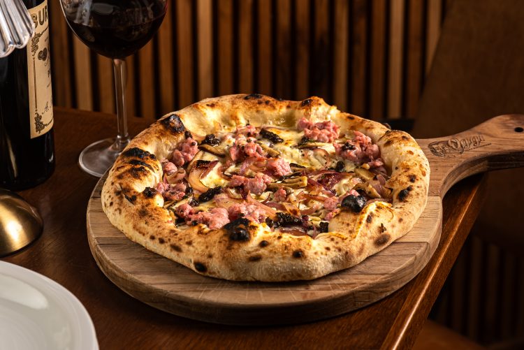 Oggi Pizza Napoletana - Pizza Campagnola - Foto: Tomás Vélez