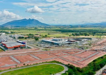Rafael Bousquet, CEO da Sinal Construtora, participa de evento da Associação dos Arquitetos e Engenheiros de Rio das Ostras
