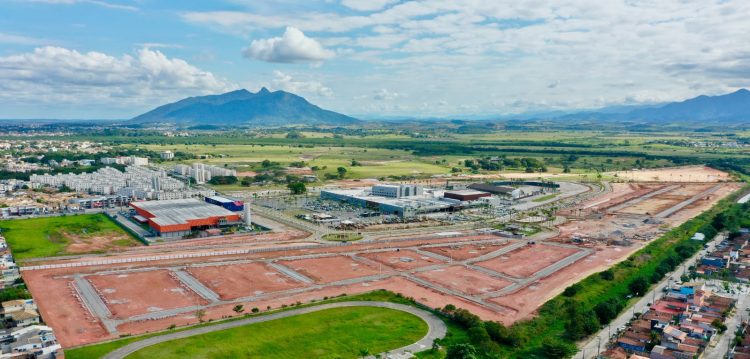 Rafael Bousquet, CEO da Sinal Construtora, participa de evento da Associação dos Arquitetos e Engenheiros de Rio das Ostras