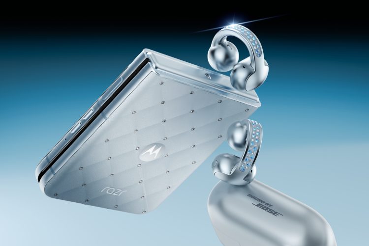 Motorola ativa The Brilliant Collection Crystals by Swarovski no Shopping JK Iguatemi