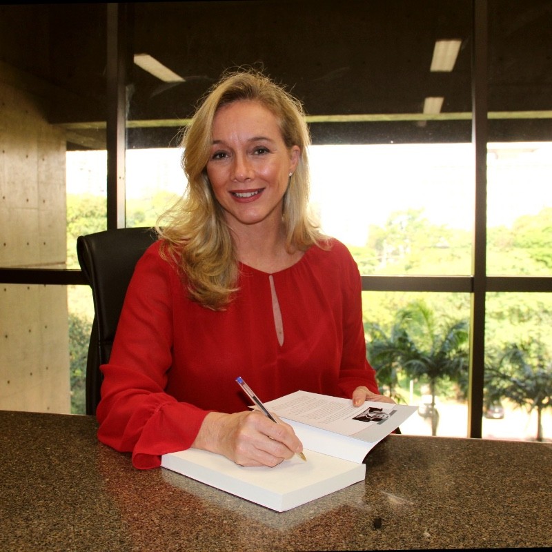 Carmen Silvia Lima de Arruda