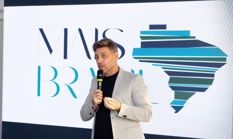 Flavio Valle - Mais Brasil Viagens