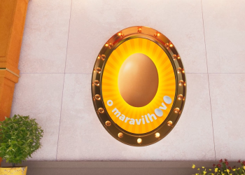 No filme, galinhas passeiam pela cidade e decidem ir ao cinema. (Crédito: Divulgação)