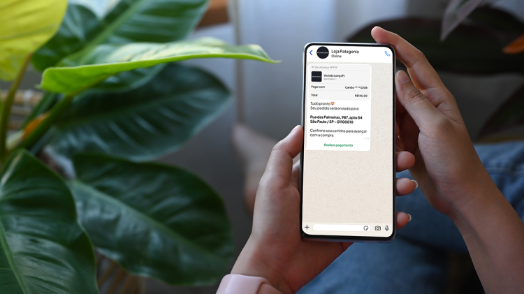 Nuvemshop é a primeira plataforma de e-commerce do mundo que permite pagar sem sair do WhatsApp