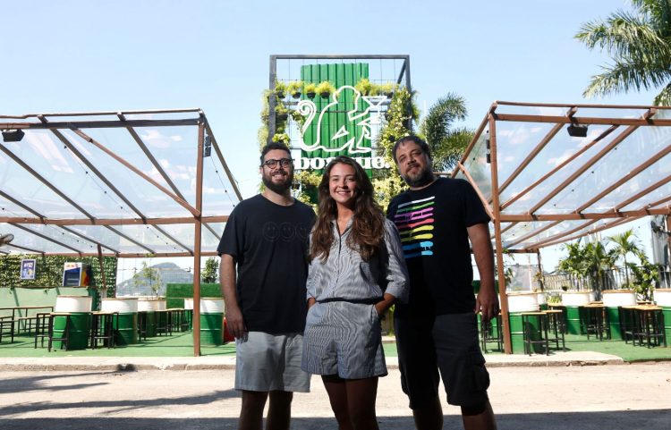 Fabrício Bahruth, Juliana Shultz e Carlos Nadal
