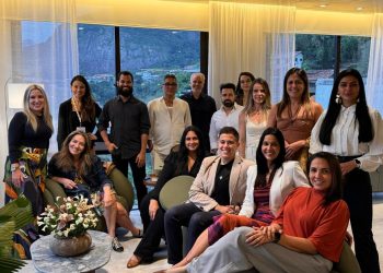 Fernando Flores, Luiz Paulo Belo, Nicole Riscado, Aline Miharu, Byanca Pietroluongo, That Dumond, Rodrigo Rochet, Fernanda Medeiros, Alberto Paixão, Leandro Macedo, Brenda Veredas,