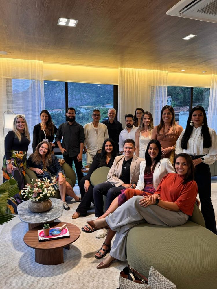 Fernando Flores, Luiz Paulo Belo, Nicole Riscado, Aline Miharu, Byanca Pietroluongo, That Dumond, Rodrigo Rochet, Fernanda Medeiros, Alberto Paixão, Leandro Macedo, Brenda Veredas,