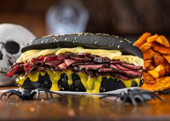 Low Fire Smokehouse - Beef Sandwich - Foto: Tomás Vélez.