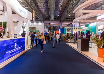 Coris marca presença na ABAV Expo 2025 e reforça compromisso com agentes de viagem