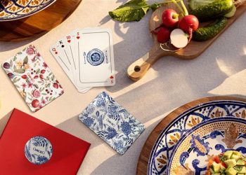 Camicado lança ação Compre & Ganhe com baralho exclusivo para a temporada de Primavera Verão