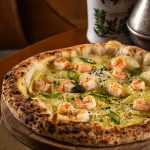 Oggi Pizza Napoletana - Gamberi e Mela Verde - Foto: Tomás Vélez