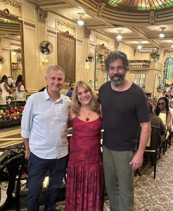 O casal Del Bianco com Rodolfo Assis (Confeitaria Colombo)