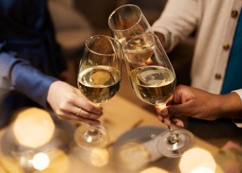 Networking entre brindes: como aproveitar as festas de fim de ano a seu favor