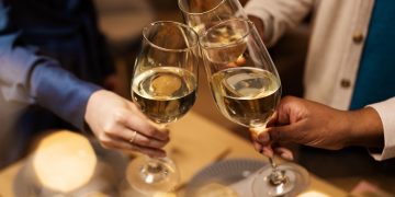 Networking entre brindes: como aproveitar as festas de fim de ano a seu favor