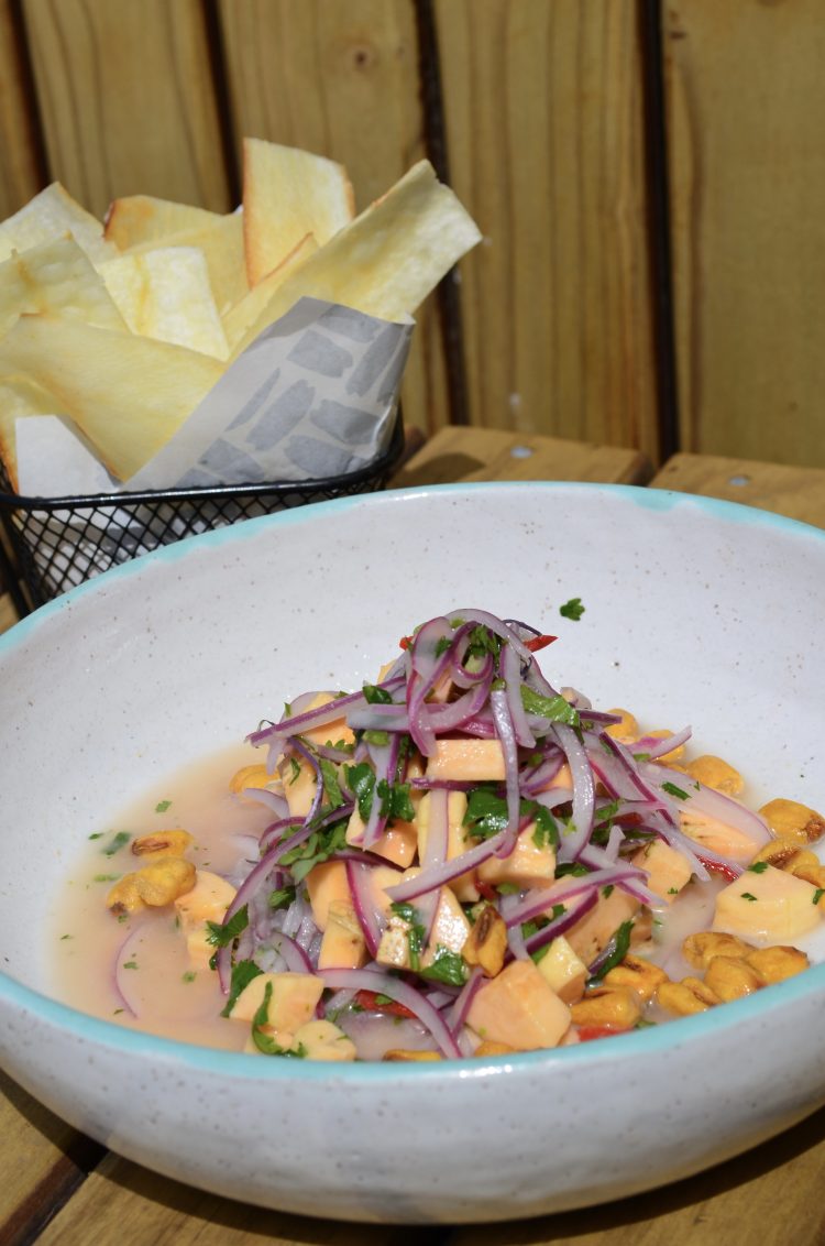 Clássico Beach Club - Ceviche Banana da Terra - Foto: Carolina Rodrigues