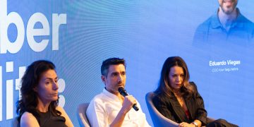 Ao centro, Eduardo Viegas, COO da Kovr