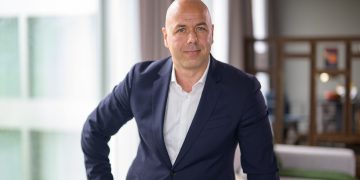 Stijn Vander Straeten - Crypto Finance