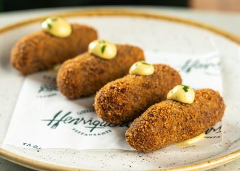 Tasca da Henriqueta - Croquete de Cozido à Portuguesa - Foto: Tomás Vélez