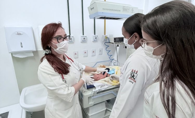 Dra. Carla Montenegro Dias