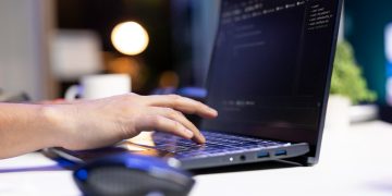 Ferramentas gratuitas que todo desenvolvedor iniciante deveria conhecer