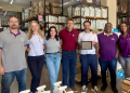 Equipe Klivex recebendo selo Distribuidor de Ouro da Spartan