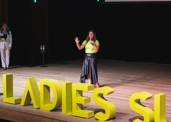 Ladies in Tech promove Beer Pitch a bordo em parceria com South Summit Brazil