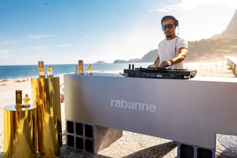 Nestlé ativa quiosque temático em Copacabana e reforça a orla carioca como palco de experiências de marca