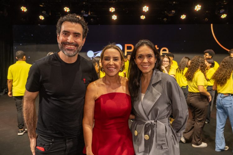 Diego Barreto, Bartira Almeida e Ana Carolina Nomura Barreto