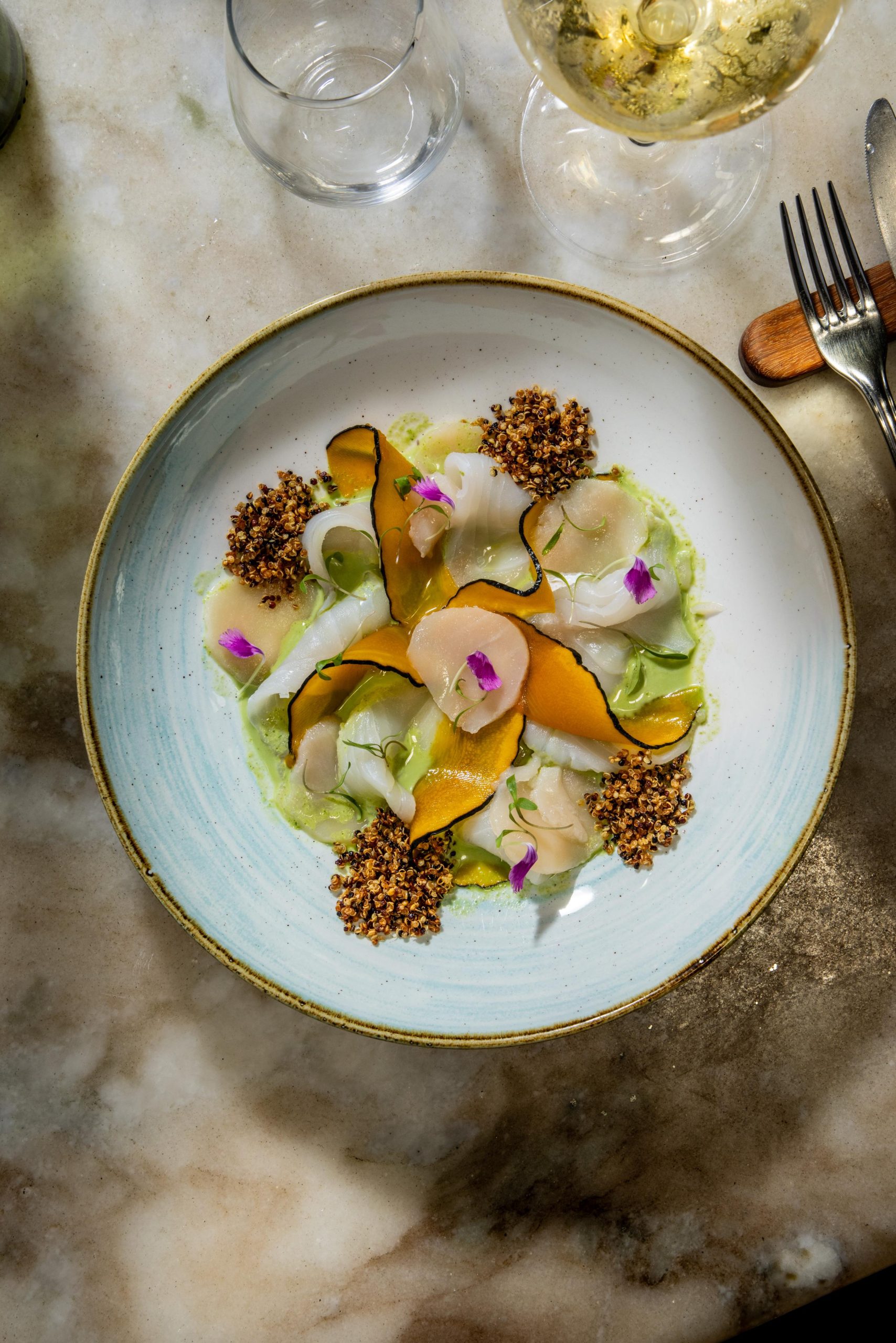 Escama - Linguado com Vieiras Kinjole - Foto: Tomás Rangel