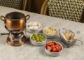 Loire Bistrô abre temporada de fondue na Barra da Tijuca