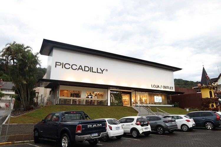 PICCADILLY conquista 6ª posição no Ranking das 20 Melhores Empresas para Trabalhar no Varejo