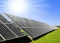 Energia solar supera R$ 300 bilhões em investimentos no Brasil