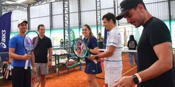 PlayTennis e Pró Spin reúnem amantes do tênis em experiência inédita de teste de raquetes em São Paulo