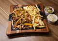 Sal e Brasa Grill Express lança petisco temático e transforma lojas em pontos de encontro para a Copa do Mundo