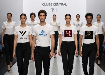 Desfile Beneficente APADA Niterói 2026 no Clube Central